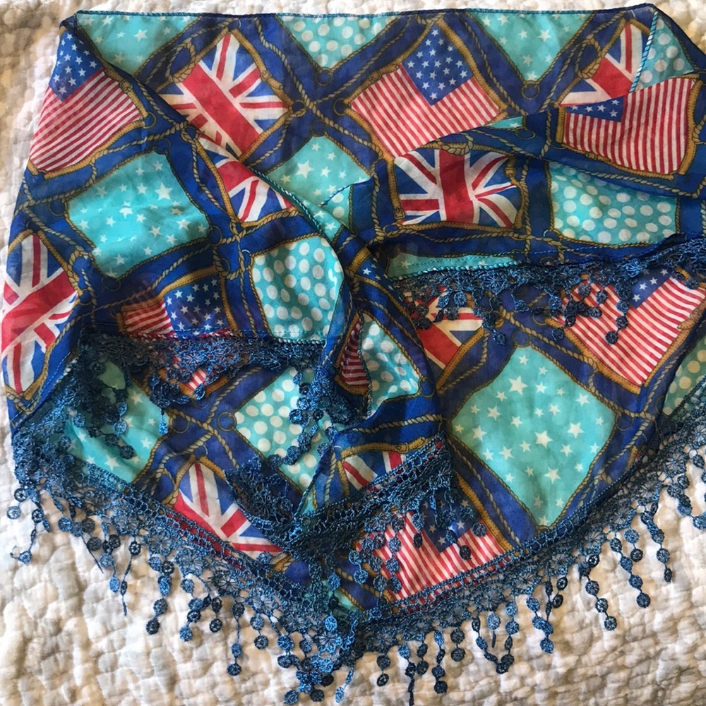 England/America Flag Scarf - Picture 4 of 4